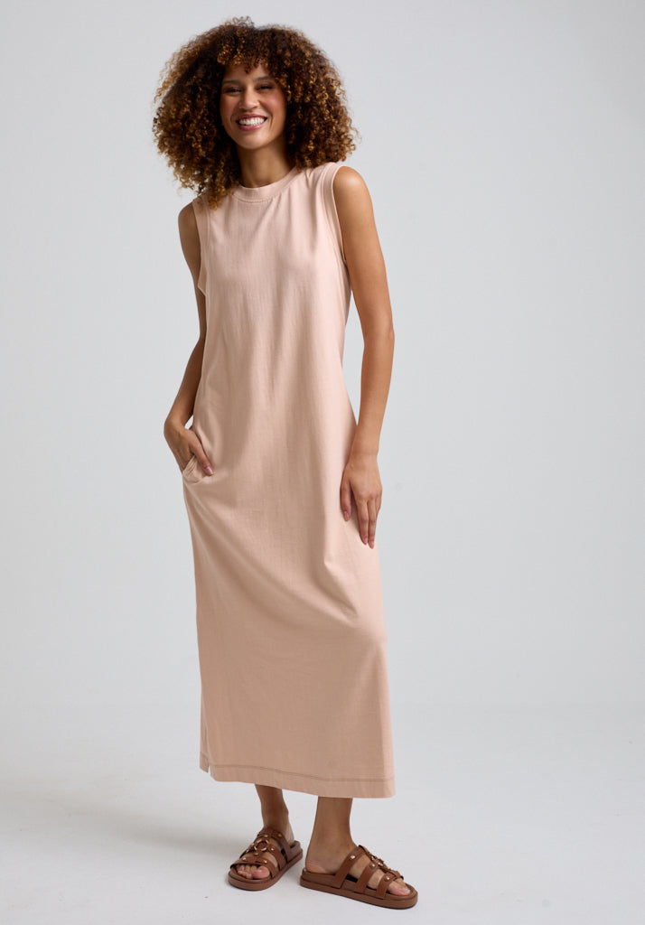 Kerri Sleeveless Jersey Maxi Dress In Pink - S