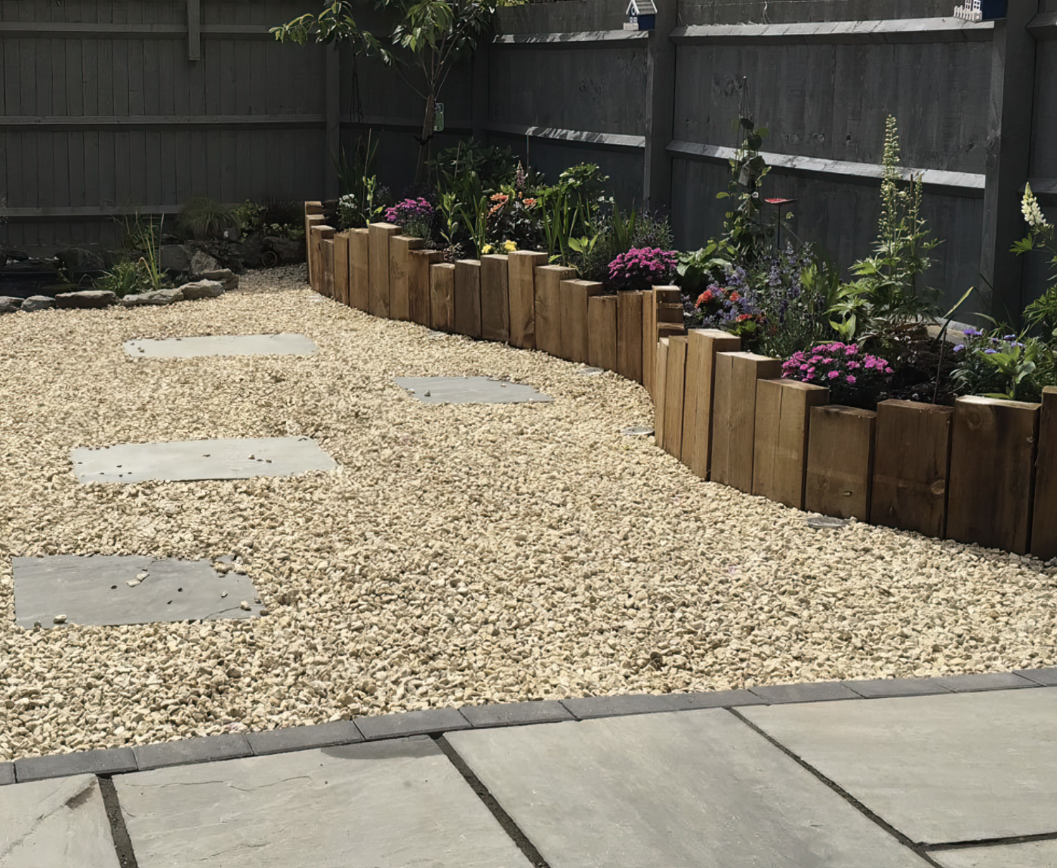 10-20mm Cotswold Stone Chippings - XL Bulk Bag / Cream
