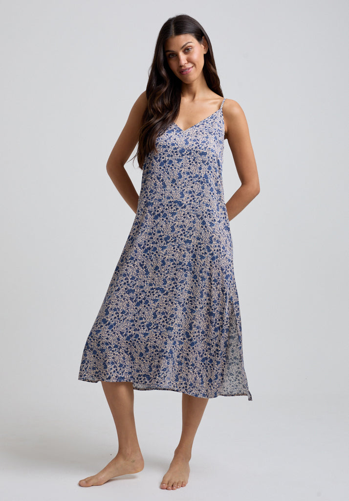 Rosie V-Neck Aster Print Nightie In Blue - XS