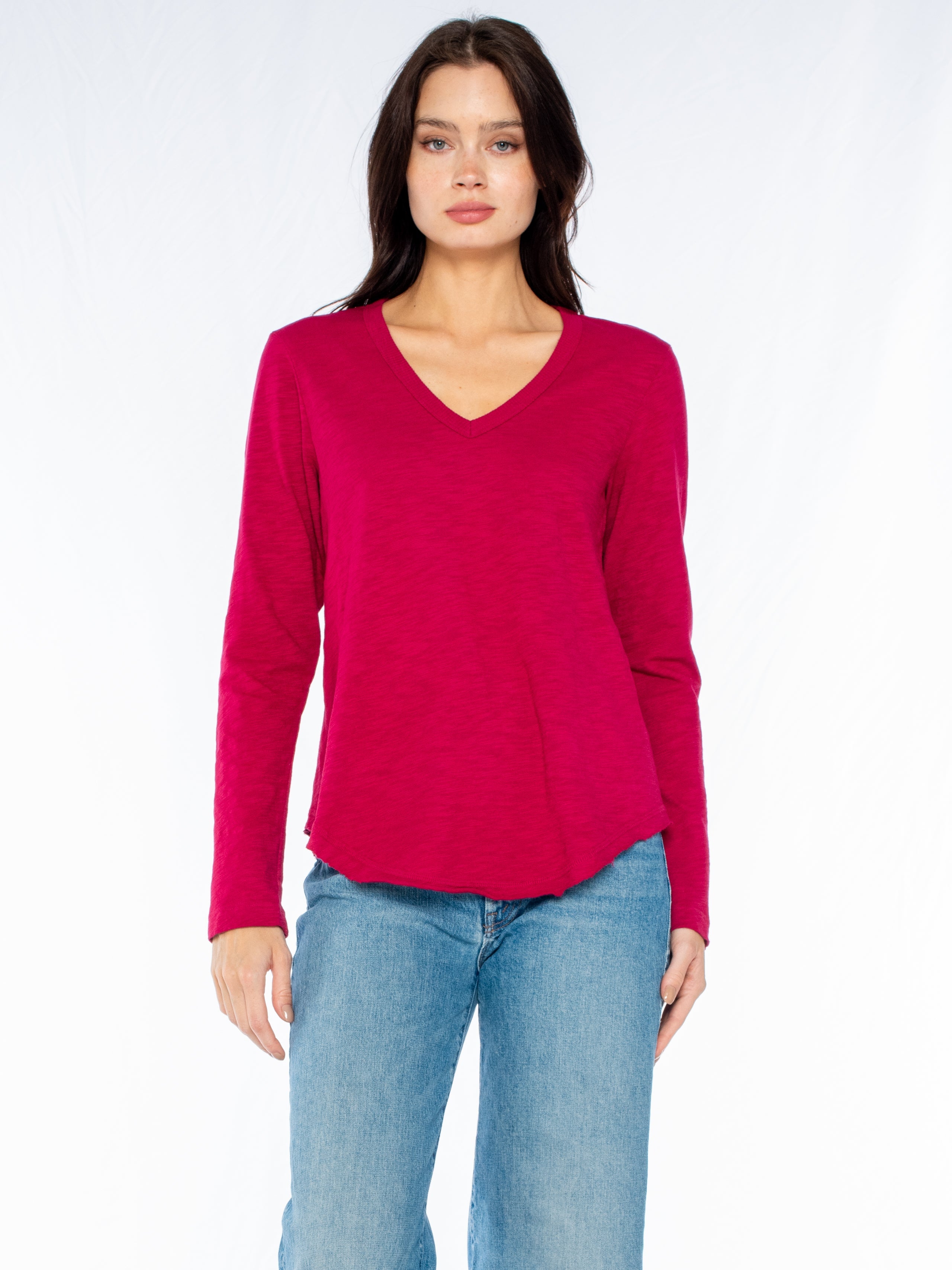 Long Sleeve V-Neck w/ Raw Hem Shirttail - Raspberry / S