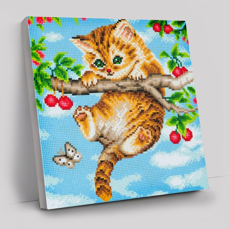 "Cherry Kitten" Crystal Art Canvas Kit 30x30cm