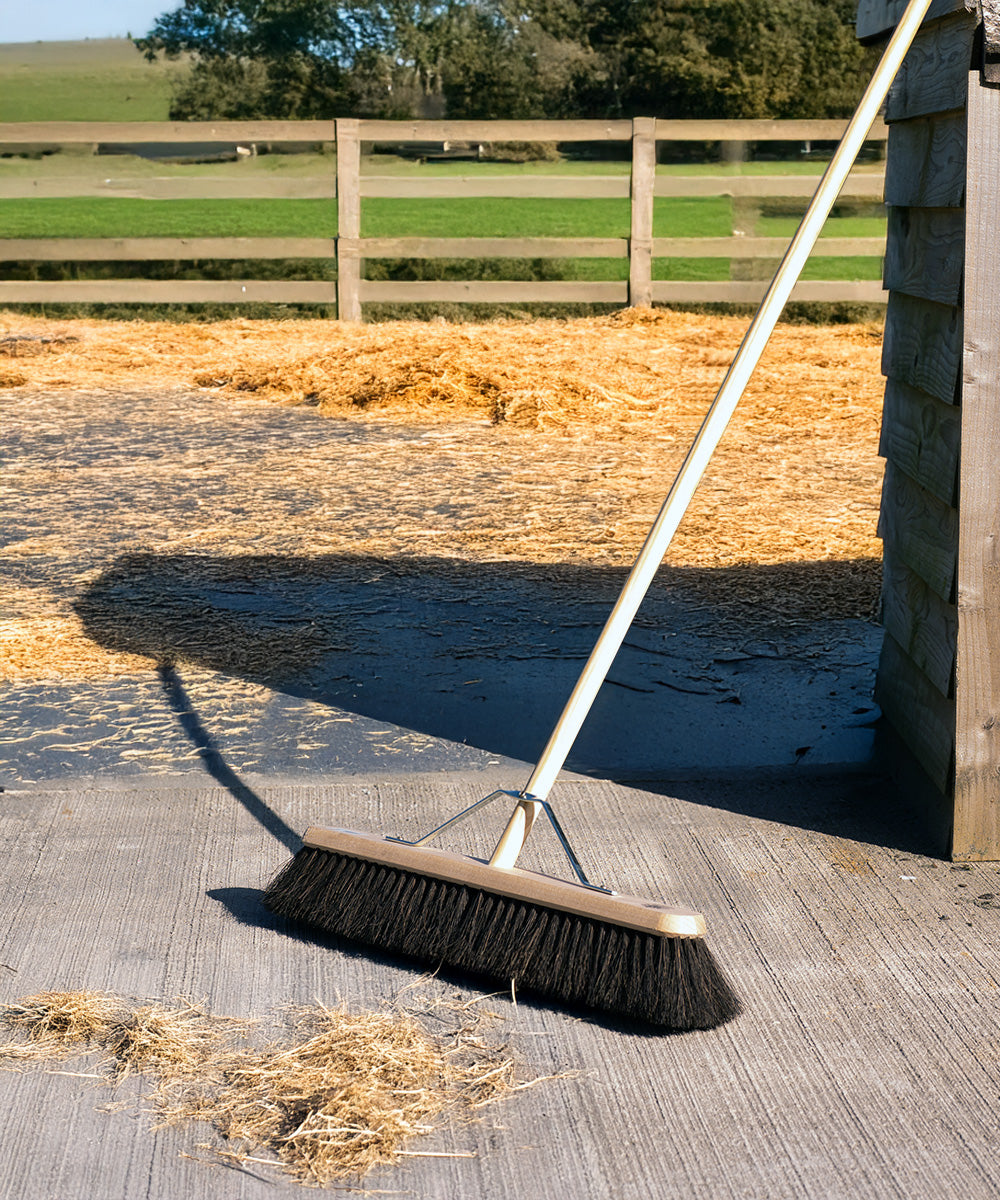 Finest by Hillbrush Wooden Broom With Handle & Stay - Stiff - Bahia / 130cm 61cm 12cm 1.5kg