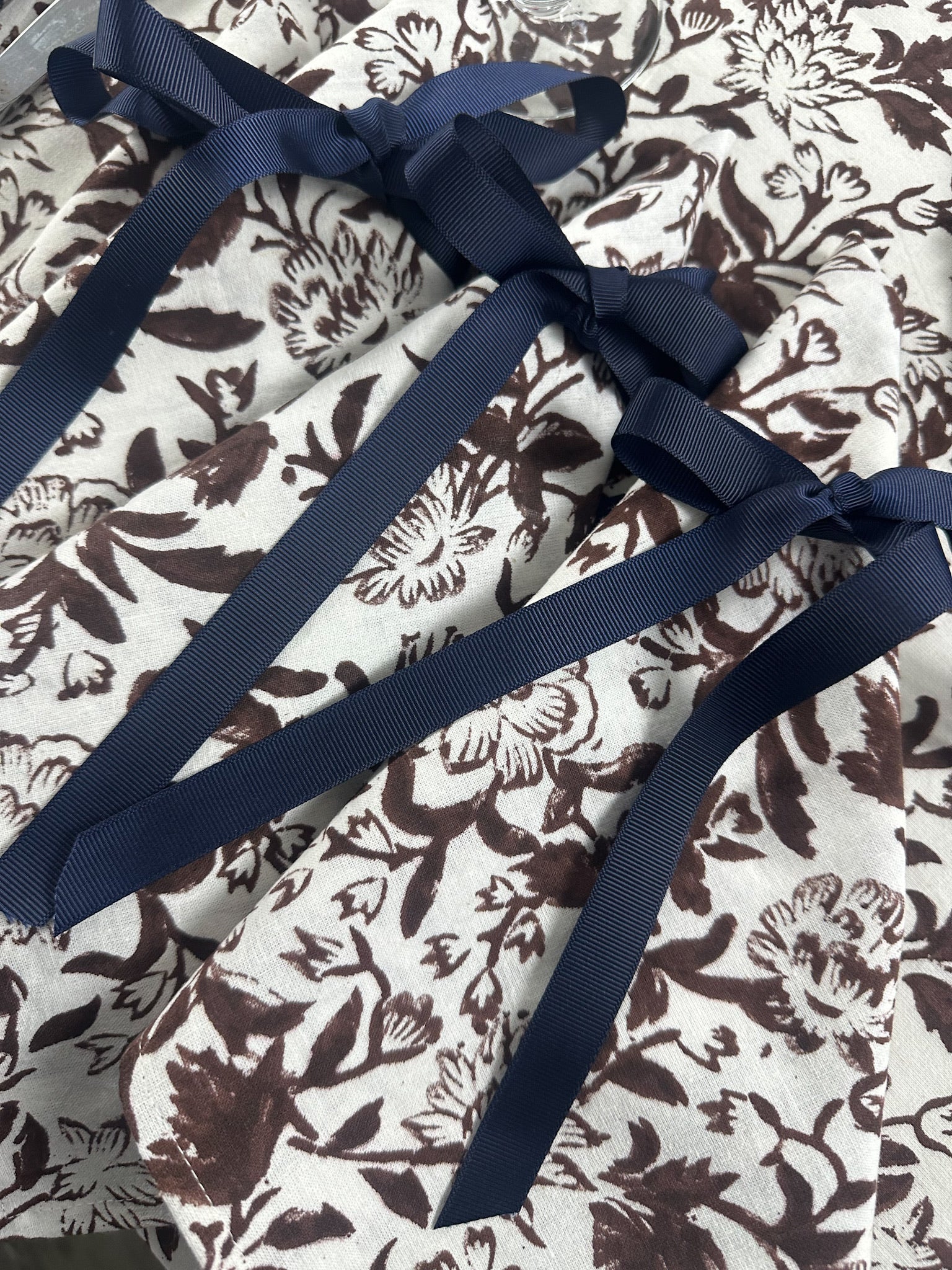 CHOCOLATE WILDFLOWER NAPKINS