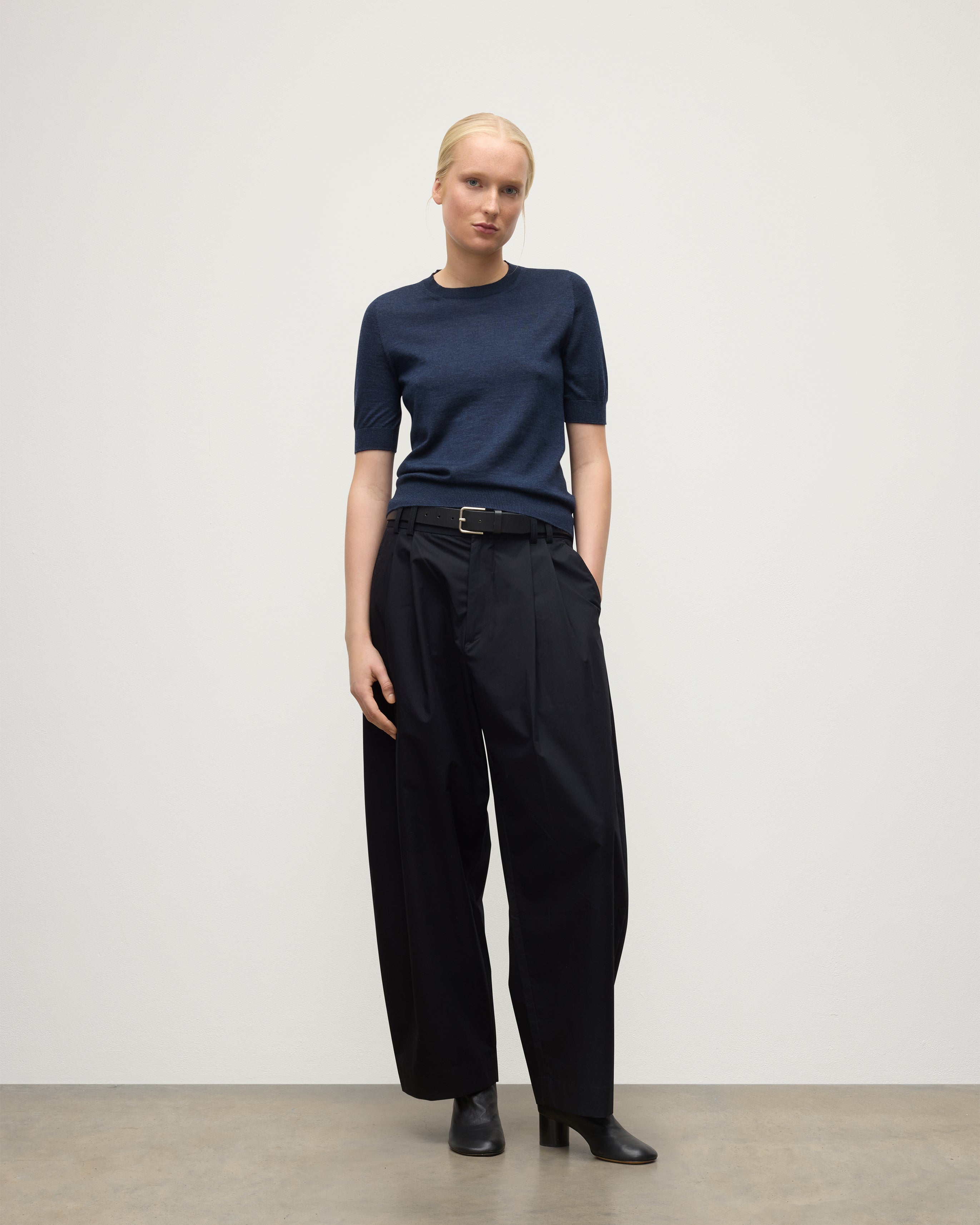 Honor Navy Superfine Cashmere T-Shirt - XS
