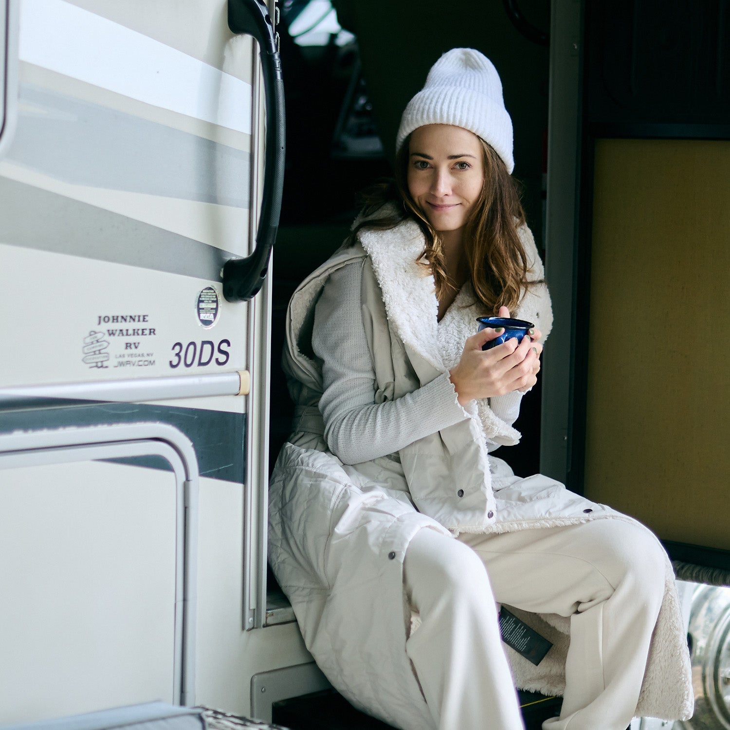 2-in-1 Cordless Wearable Heated Blanket Waist Belt Edition - Soft Oat / Fixed Neck Strap -53"*61" / 3-5 days delivery