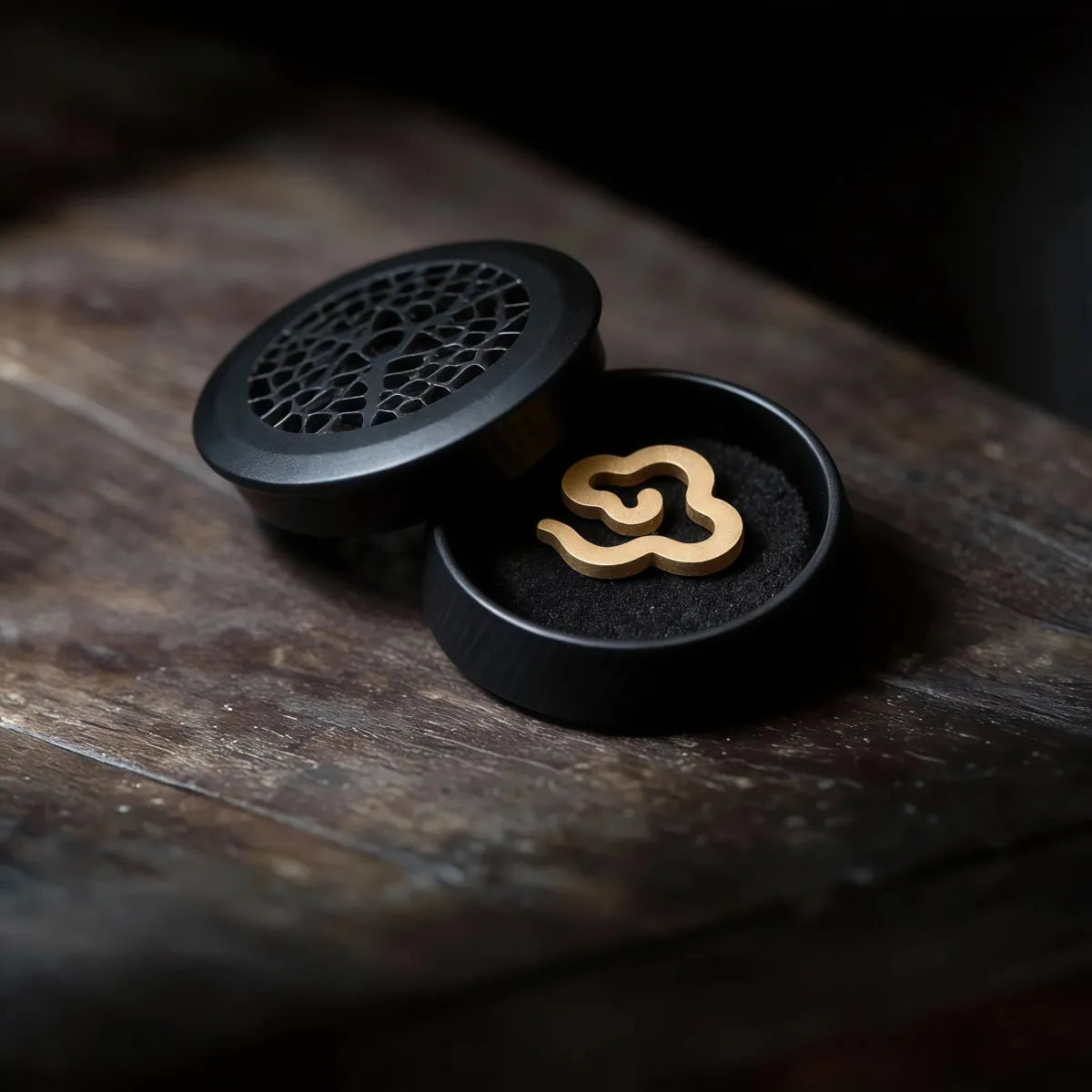 Stillness & Flow Burner Set (Includes Incense Slices) - Alloy Openwork Mini - Black