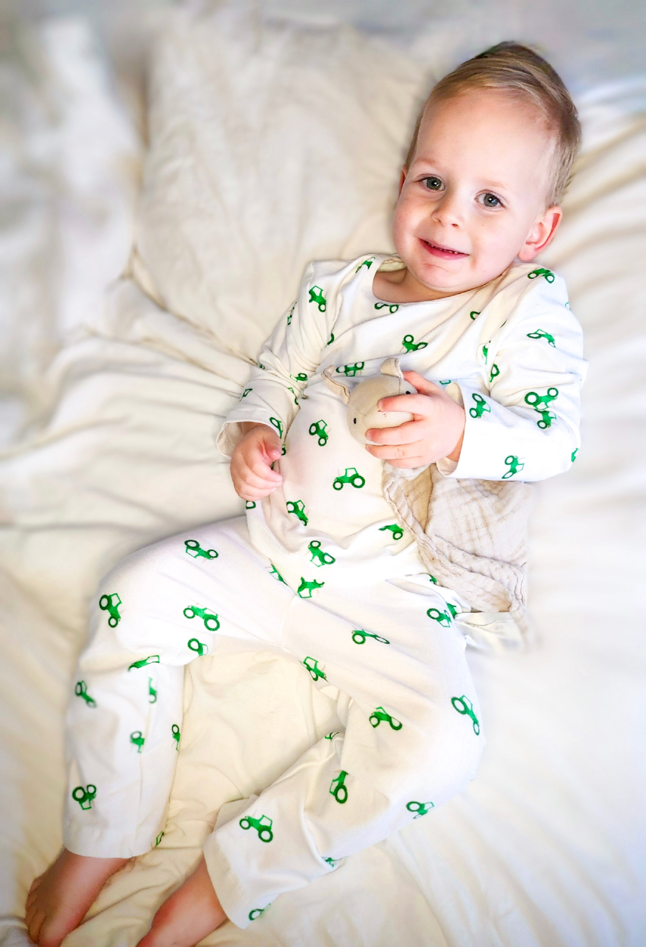 Tractor Crew Neck Pyjamas - 1-2yrs / Tractor / White
