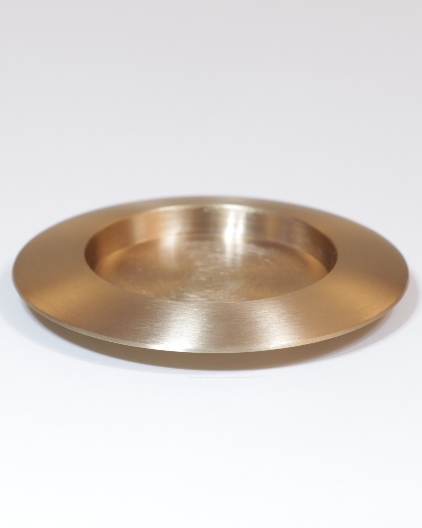 Kerzenteller · Messing mattgold