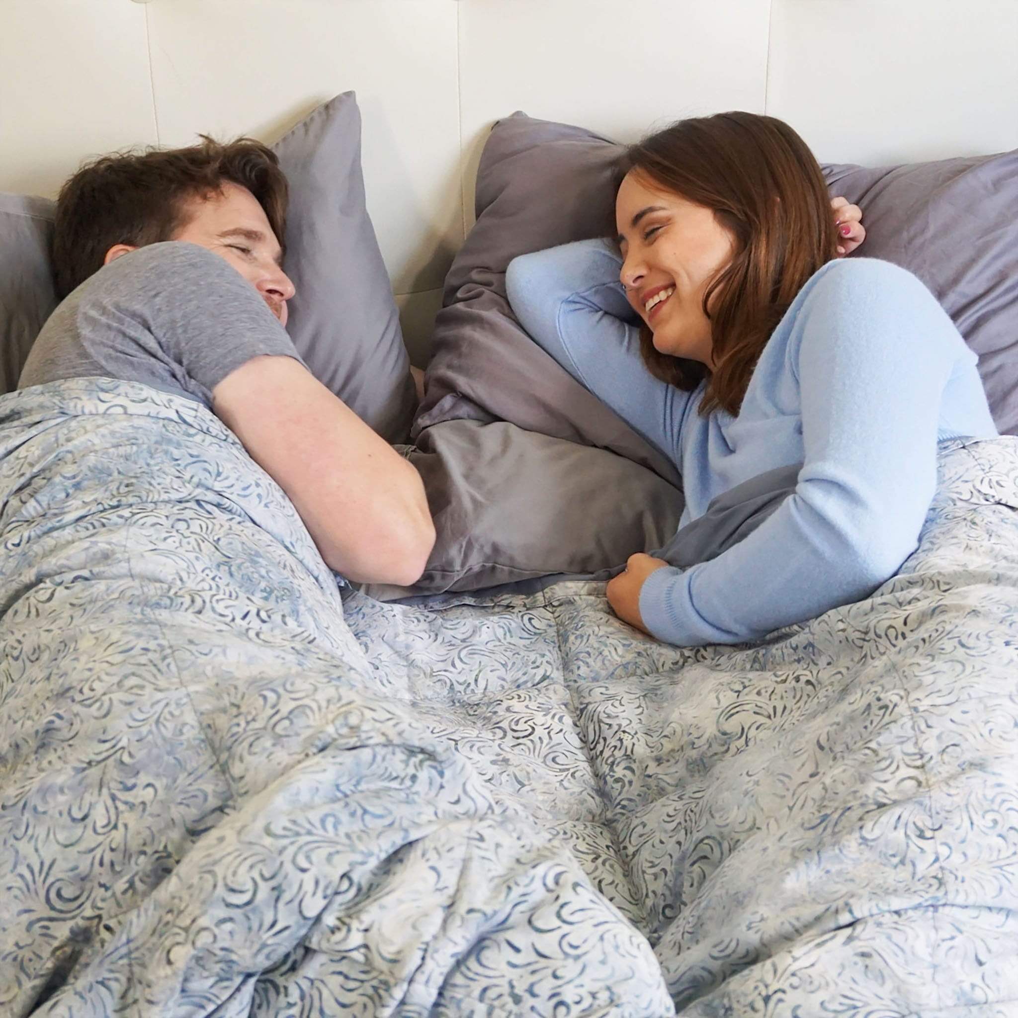 Dove Gray Batik Weighted Blanket - Throw (38"x60") / 12lbs