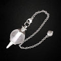 Pendule en quartz blanc forme ronde, divination et soin