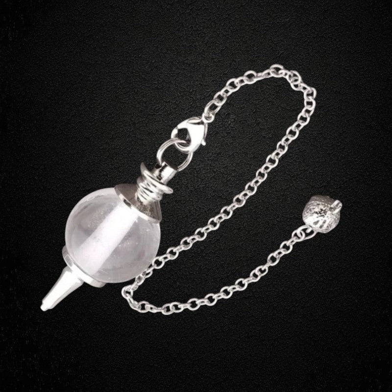 Pendule en quartz blanc forme ronde, divination et soin