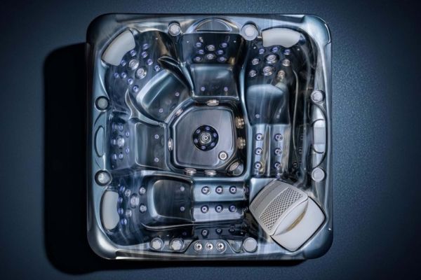 Platinum 11 | 5-Person Luxury Hot Tub - Sterling Silver