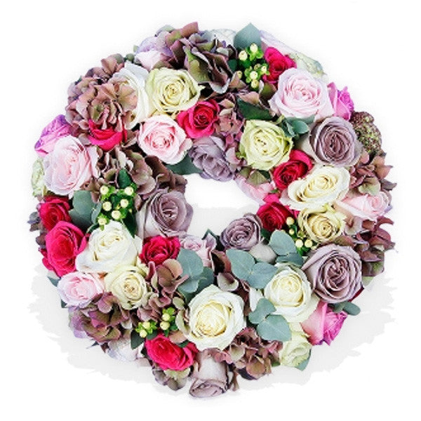 Sweet Roses and Hydrangea Wreath - 16 Inch