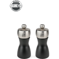 The combination of wood and stainless steel enhances the majestic curves of the salt and pepper mills that form the Fidji black duo. A duo that will create a sensation at your table. Fidji