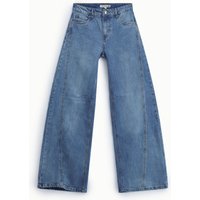 Jeans a gamba ampia con cuciture visibili