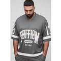 Camiseta Plus De Malla Universitaria Con Escote De Pico, Gris