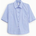 Camisa de rayas con manga corta y cuello clásico