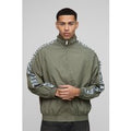 Chaqueta Regular De Nailon Con Panel De Raso Y Mangas Fruncidas, Verde