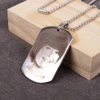 Colgante Personalizado Alagrado con Foto o Nombre Grabado - 2,6 x 4,6 cm - Colgane de acero inoxidable - Incluye cadena