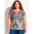 Blusa Onça e Floral com Vazado no Decote