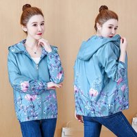 Middle-aged Elderly Women's Jacket Summer Thin Print Coat Sun Protection Clothing Female Hooded Windbreaker Outerwear Plus 4XL W
