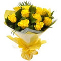 12 Luxury Yellow Roses Bouquet