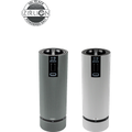 Offer the perfect gift to design fans with this set of electric salt and pepper mills adorned with a carbon (pepper) and aluminium (salt) finish and equipped with a rechargeable battery and precision adjustment system. Line Electric