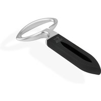 The design of this black Peugeot Mathus wine bottle opener is inspired by a traditional model used in the 19th century. This two-prong cork puller is perfect for removing old, damaged or brittle corks. Mathus