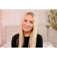 Learn British Sign Language Online with Jazzy Whipps as Your Guide | Wowcher