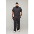 Plus Pleated Regular Fit Polo & Tapered Trouser Set, Gris