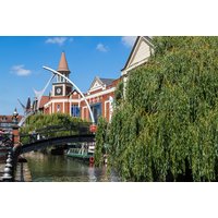 Oliver's Boats Lincoln City Break: Unique Narrowboat Stay for 2 with Cream Tea, Breakfast & Boat Tour | Wowcher