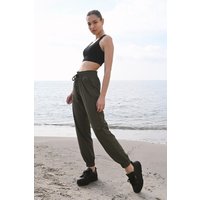 Pantalón tobillero, deportivo, con lazada
