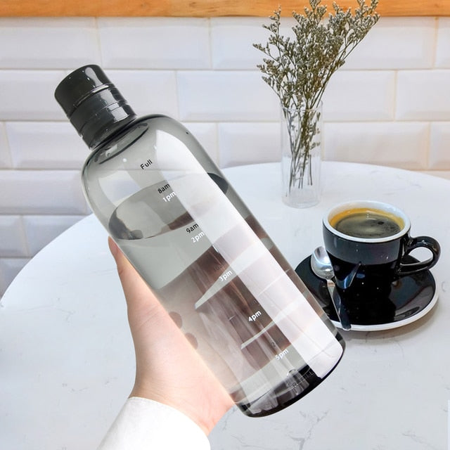 Hydration-Tracking Water Bottle | Leak-Proof Design - 700ml Black